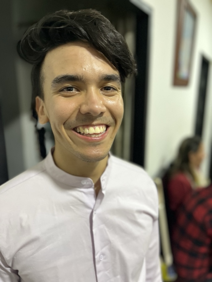 Asher Echeverri, artista multidisciplinario